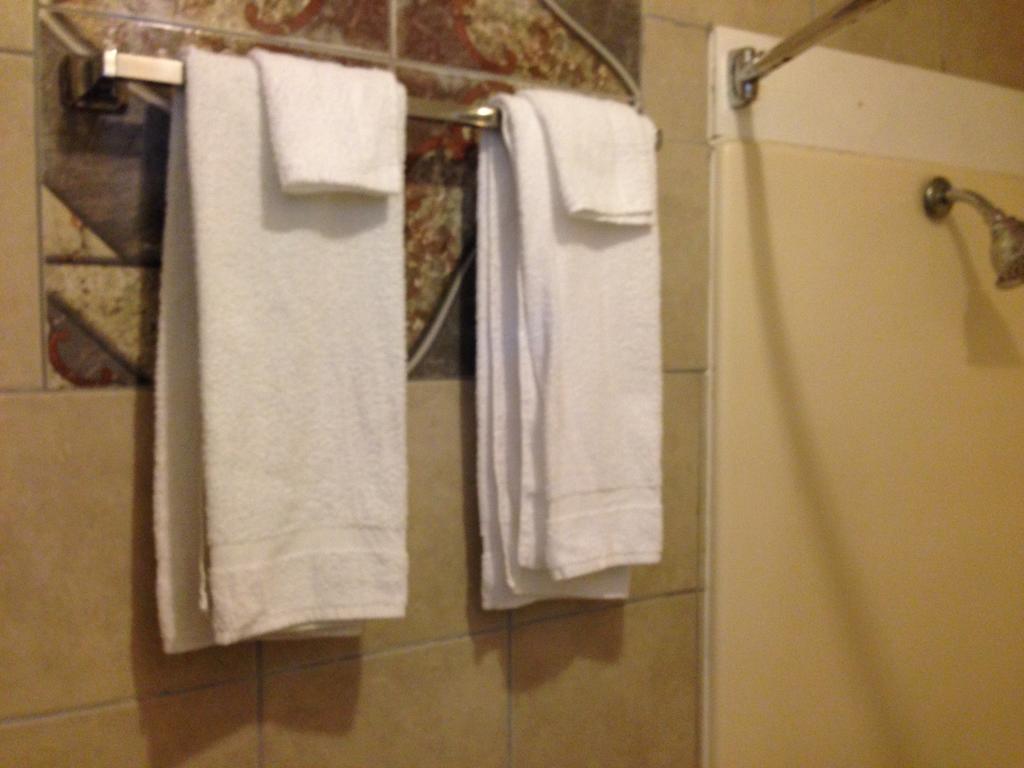Executive Inn ロブズタウン 部屋 写真